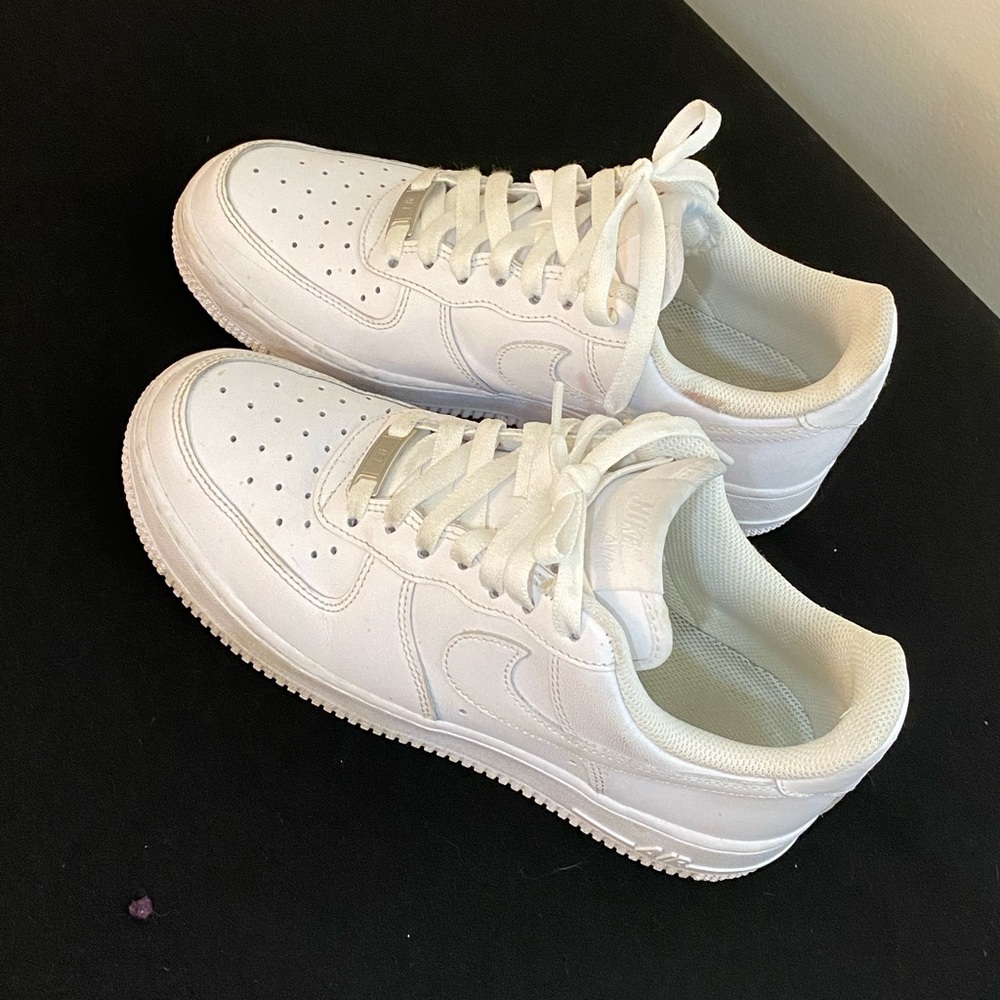 Air Force 1 size 7.5 W